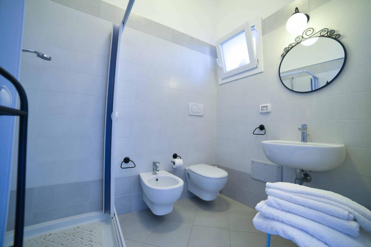 La Caletta Bed And Breakfast Torre Santa Sabina Exterior photo